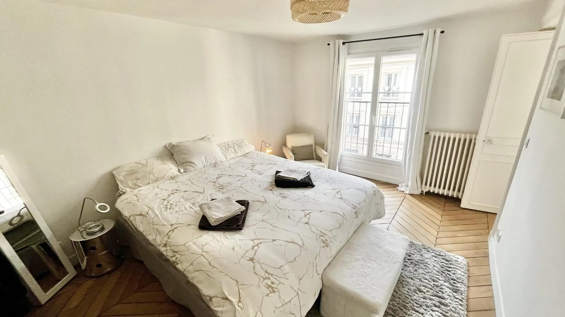 T3 Apartment In The Heart Of Paris
